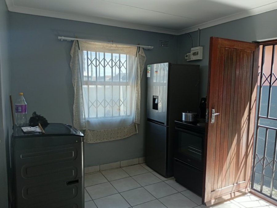 2 Bedroom Property for Sale in Griffiths Mxenge Western Cape